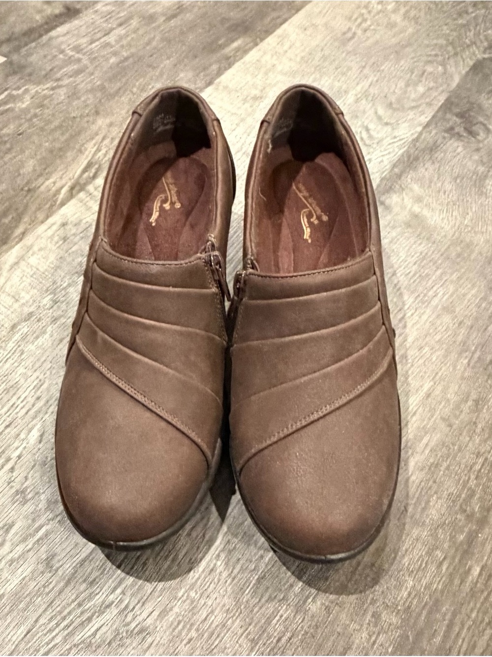 Women’s Comfort Slip-On Shoes in Brown